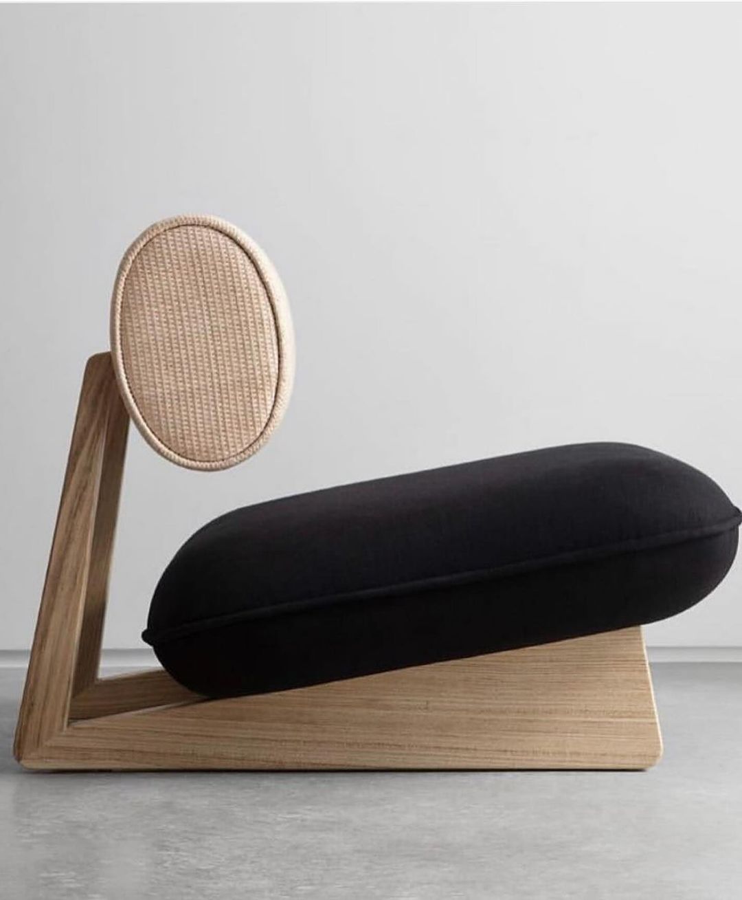 Modern Minimalist Chair Design