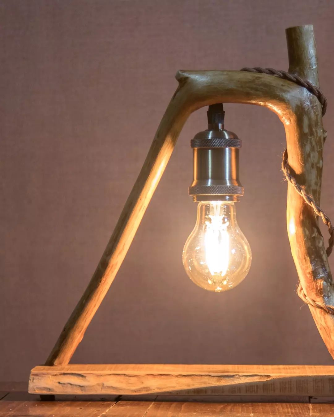 Unique Driftwood and Edison Bulb Lamp