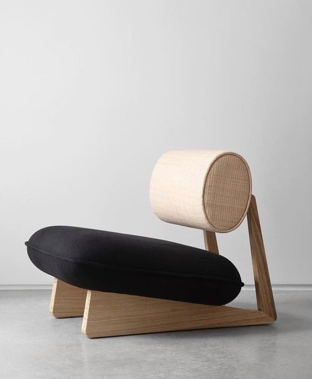 Modern Minimalist Chair Design