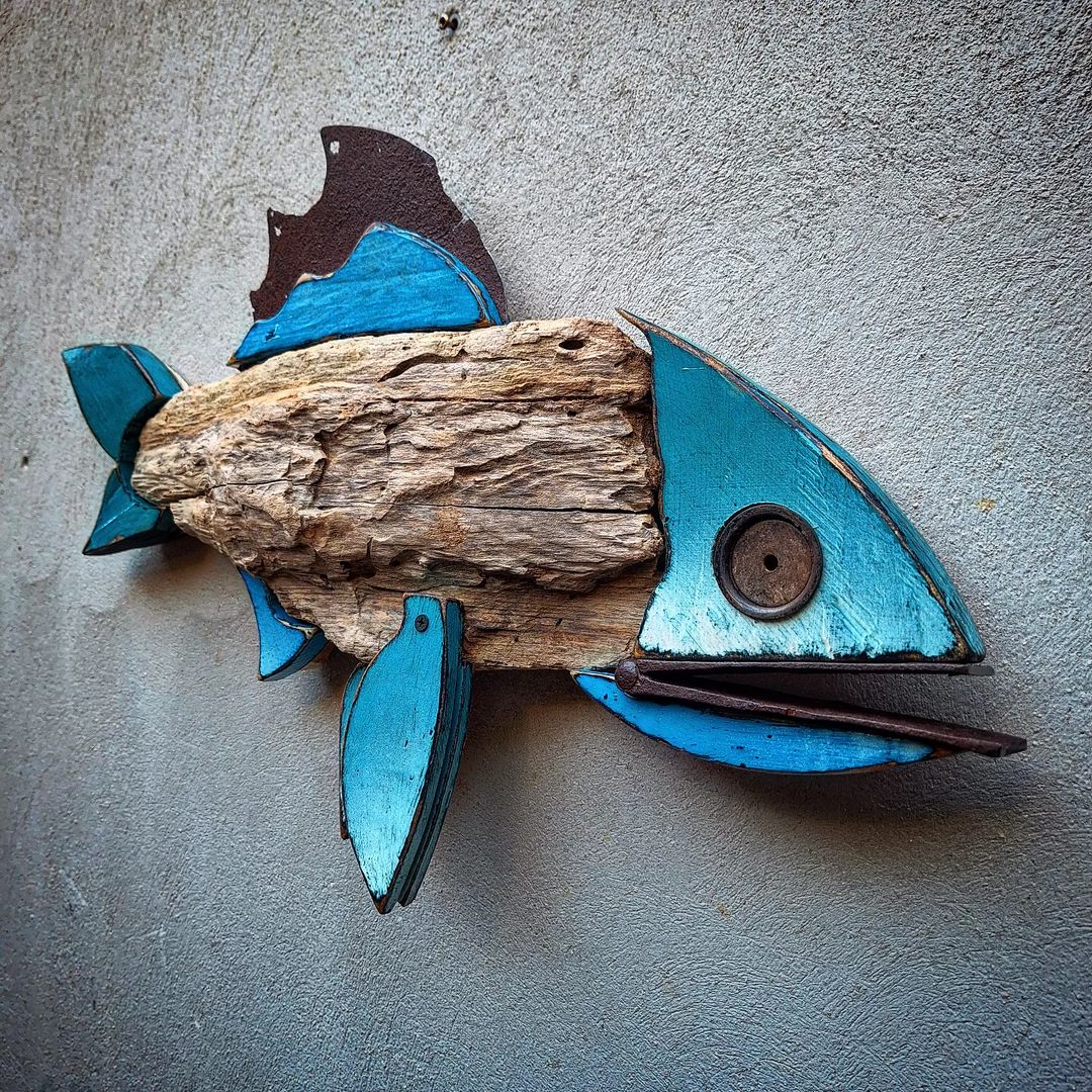 Artistic Wooden Fish Wall Decoration