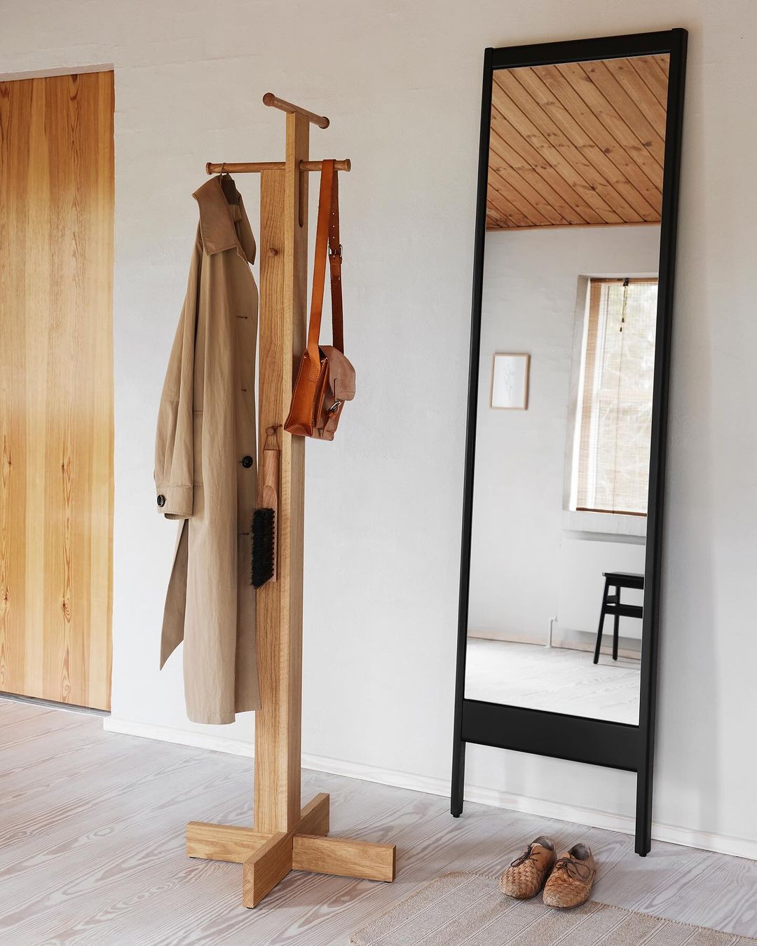 A minimalist entryway with practical design