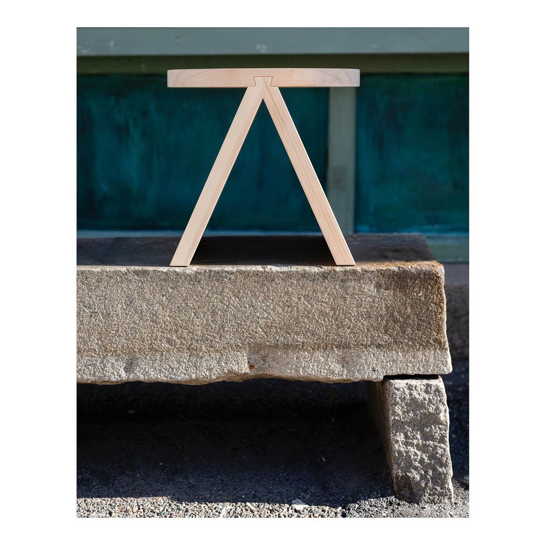 A minimalistic stool design