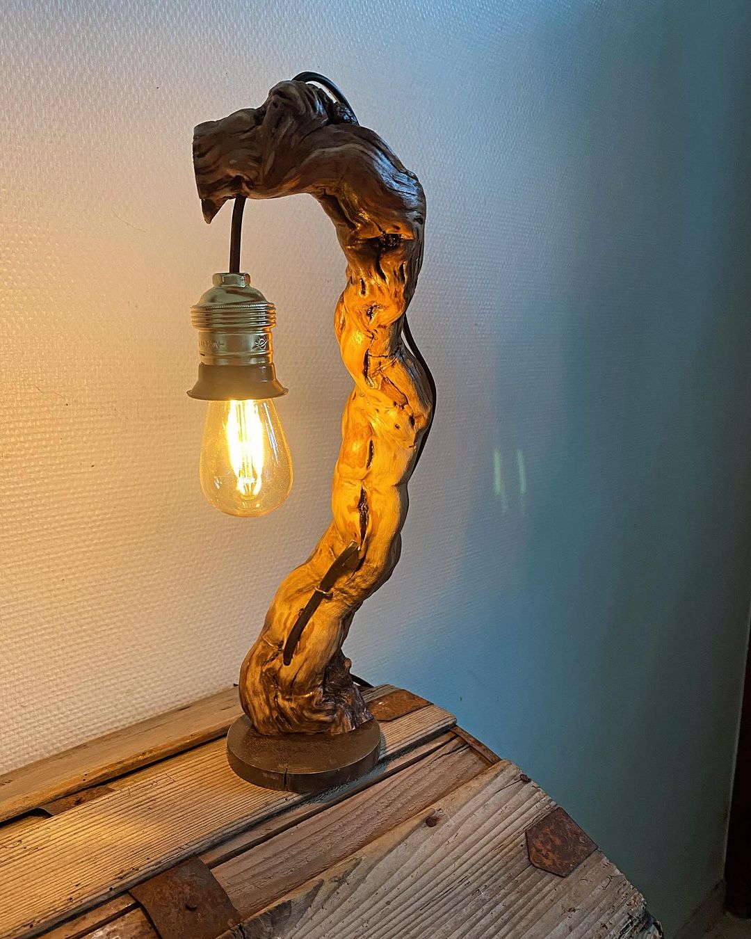 Unique Driftwood Table Lamp